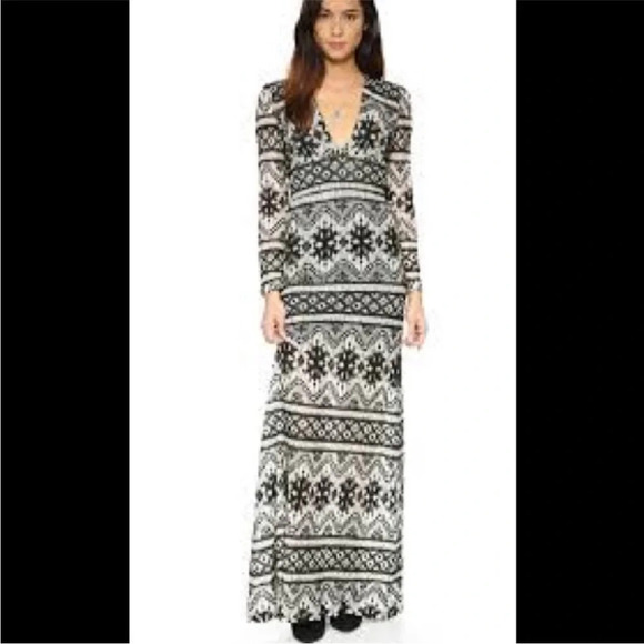 Long sleeve maxi dress size 4 - Picture 3 of 10